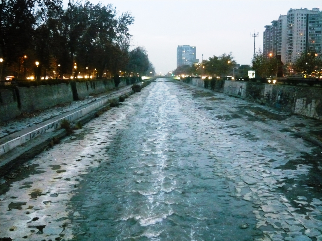 Río Mapocho y Costanera Andrés Bello
